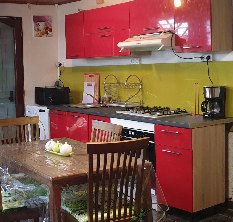 T1 Bis Chez Les Saintanoise Villa แซงต์-อองน์ ภายนอก รูปภาพ